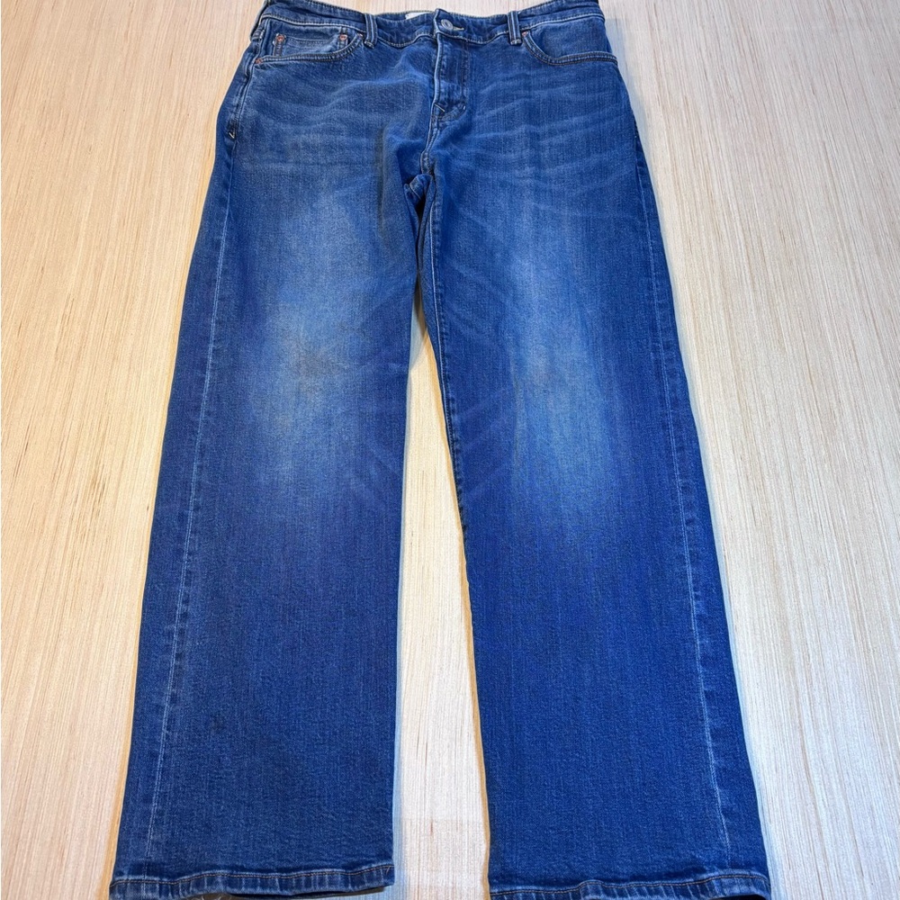 Classic Blue Relaxed Fit Men's Jeans